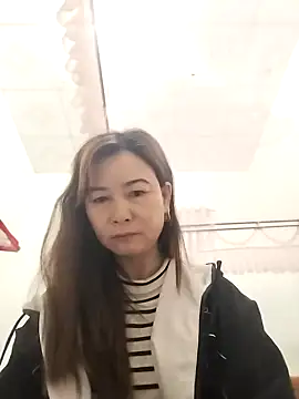 Snapshot of Sexy-ladyboobs20 chatting on December 31, 2024, 10:34 pm Sexy-ladyboobs20 online show from December 31, 2024, 10:34 pm