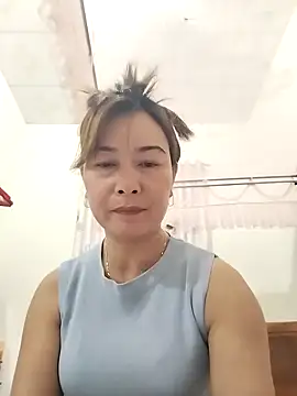 Snapshot of Sexy-ladyboobs20 chatting on January 1, 2025, 12:11 pm Sexy-ladyboobs20 online show from January 1, 2025, 12:11 pm