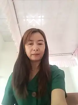 Snapshot of Sexy-ladyboobs20 chatting on February 17, 2025, 1:36 am Sexy-ladyboobs20 online show from February 17, 2025, 1:36 am