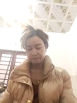 Snapshot of Sexy-ladyboobs20 chatting on March 19, 2025, 12:15 am Sexy-ladyboobs20 online show from March 19, 2025, 12:15 am