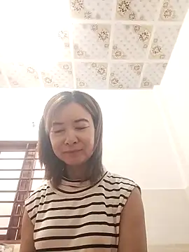 Snapshot of Sexy-ladyboobs20 chatting on September 12, 2025, 1:17 am Sexy-ladyboobs20 online show from September 12, 2025, 1:17 am