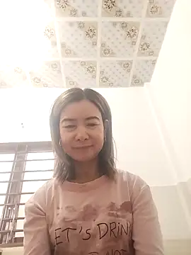 Snapshot of Sexy-ladyboobs20 chatting on September 30, 2025, 1:21 am Sexy-ladyboobs20 online show from September 30, 2025, 1:21 am