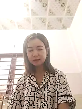 Snapshot of Sexy-ladyboobs20 chatting on November 3, 2025, 1:19 am Sexy-ladyboobs20 online show from November 3, 2025, 1:19 am