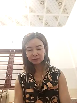 Snapshot of Sexy-ladyboobs20 chatting on November 6, 2025, 1:39 am Sexy-ladyboobs20 online show from November 6, 2025, 1:39 am