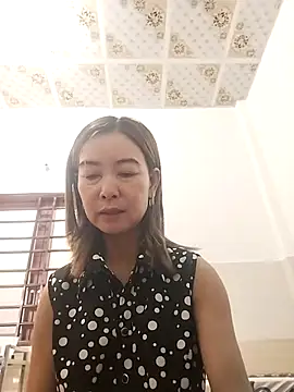 Snapshot of Sexy-ladyboobs20 chatting on November 14, 2025, 1:15 am Sexy-ladyboobs20 online show from November 14, 2025, 1:15 am