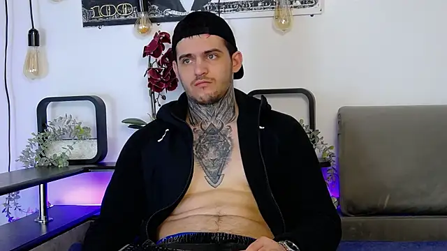 Snapshot of CarterCole chatting on March 15, 2025, 8:04 am CarterCole online show from March 15, 2025, 8:04 am