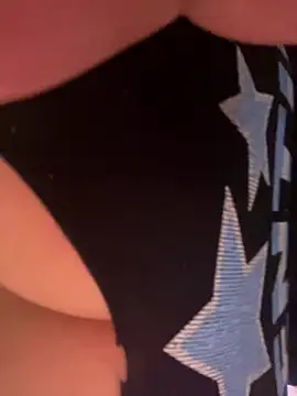 izanmiller2001 online show from March 30, 2026, 6:42 pm