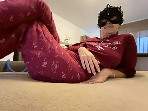 Marilou1983 online show from January 16, 2025, 7:49 am