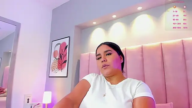 KeilyRoss online show from October 4, 2025, 9:35 pm