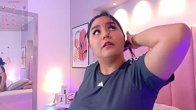 KeilyRoss online show from February 21, 2026, 7:59 pm