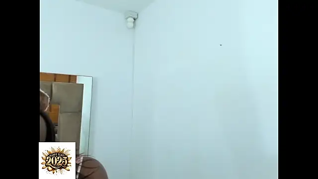 Snapshot of Georginaxx chatting on January 1, 2025, 10:46 pm Georginaxx online show from January 1, 2025, 10:46 pm