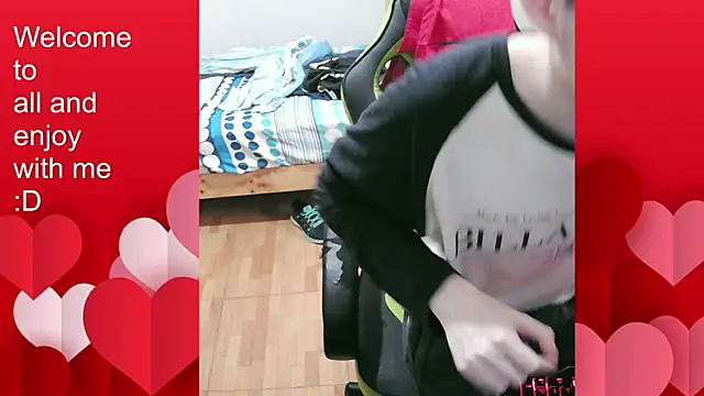 Twink martinboy online show from October 4, 2025, 9:35 pm