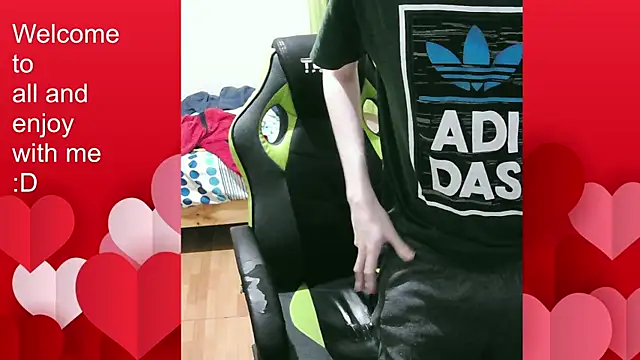 Twink martinboy online show from November 1, 2025, 12:01 am