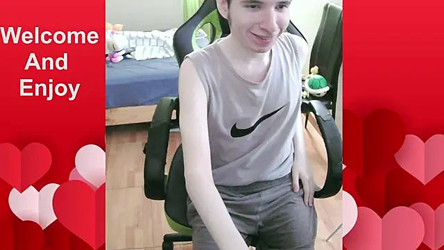 Twink martinboy online show from March 28, 2026, 7:24 pm