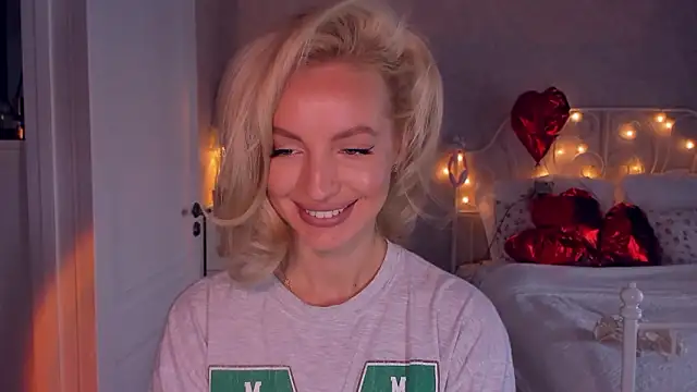 aestetick online show from February 26, 2026, 9:52 am