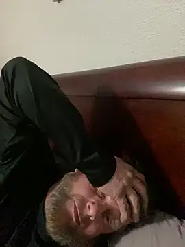 Snapshot of rocket8669 chatting on February 4, 2026, 6:08 am rocket8669 online show from February 4, 2026, 6:08 am