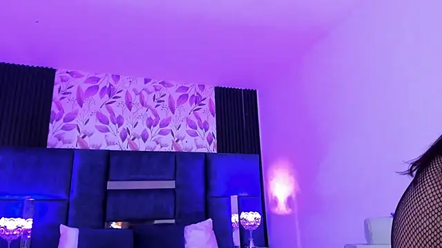 AmmyJones  online show from January 21, 2025, 4:10 am