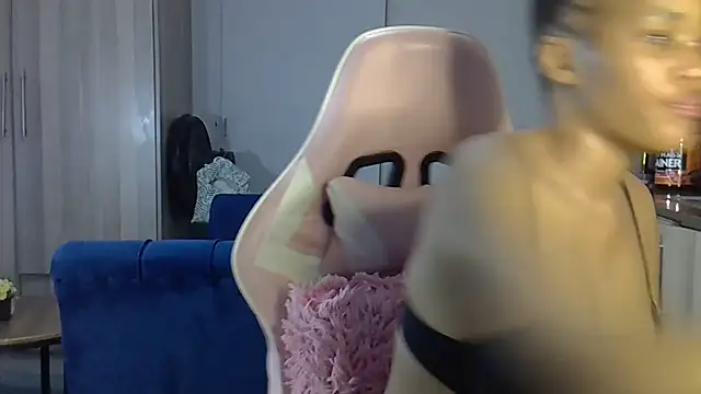 Sexylisa670 online show from February 16, 2026, 8:05 pm