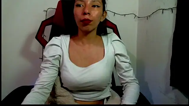 Snapshot of catalina_colombia chatting on March 19, 2025, 5:17 pm catalina colombia online show from March 19, 2025, 5:17 pm