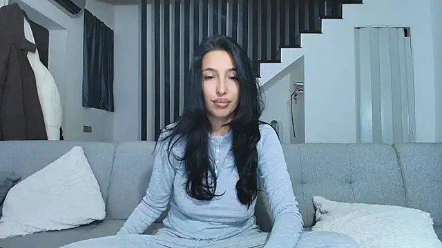 Gabrielaaxxx online show from February 17, 2026, 9:54 pm