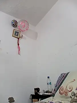 Juanamd1 online show from March 18, 2026, 2:42 pm