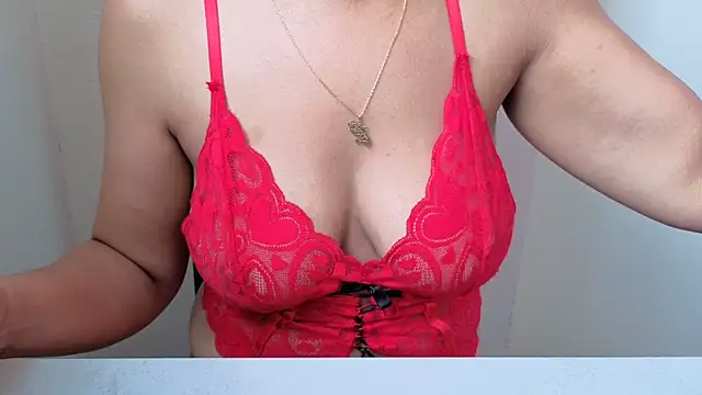 Snapshot of Lunadelisla chatting on November 29, 2025, 1:03 pm Lunadelisla online show from November 29, 2025, 1:03 pm