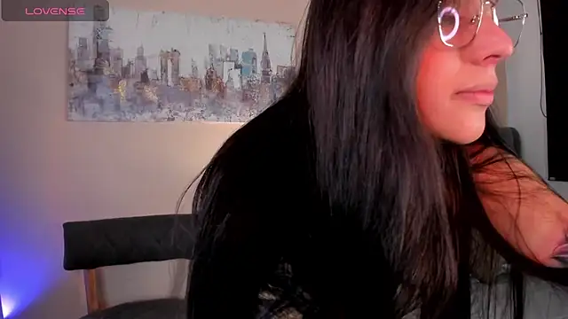 dakotaa   online show from January 2, 2025, 8:57 pm