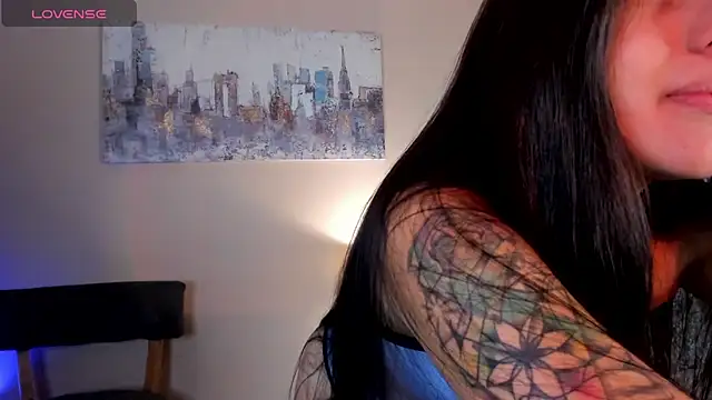 dakotaa   online show from January 25, 2025, 8:21 pm