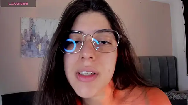 dakotaa   online show from February 18, 2025, 8:47 pm