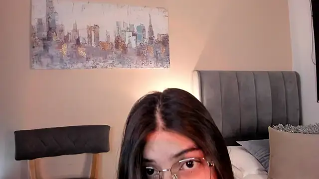 dakotaa   online show from February 20, 2025, 2:02 pm