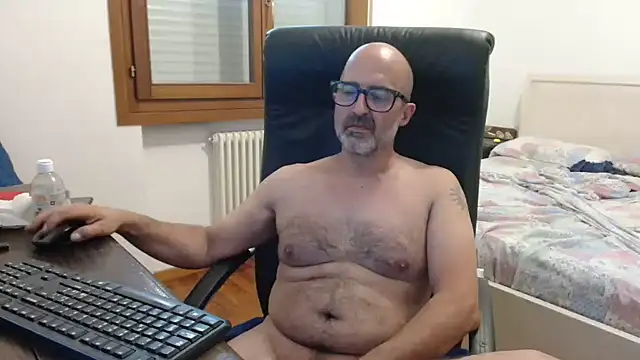 newsimo74 online show from June 23, 2026, 6:17 pm