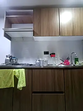 coral smitth online show from November 23, 2025, 8:19 pm