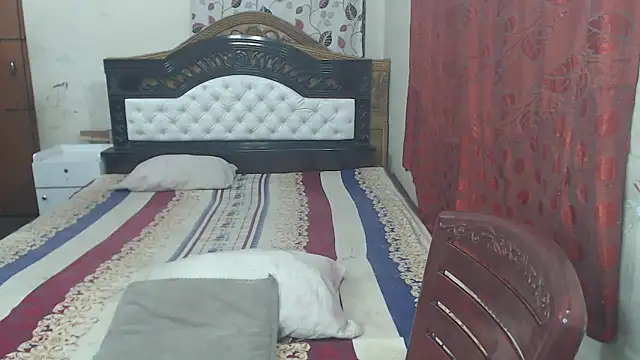 Snapshot of mariyaqueen chatting on November 2, 2025, 9:06 pm mariyaqueen online show from November 2, 2025, 9:06 pm