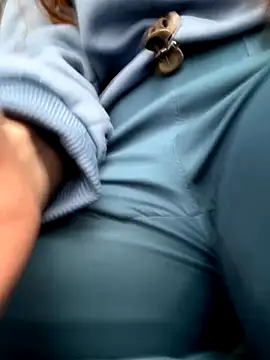 Cloew Marz online show from October 25, 2025, 4:57 pm