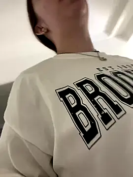 Cloew Marz online show from November 20, 2025, 10:20 pm