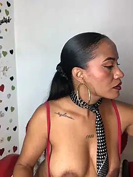 AdelaHaneix online show from October 26, 2025, 4:46 pm