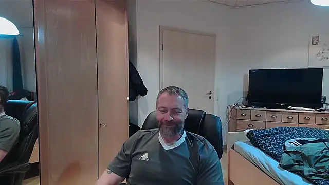 Rockburg online show from March 25, 2026, 7:47 am
