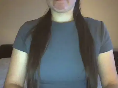 Snapshot of VanesaJewelz chatting on December 2, 2024, 3:03 pm VanesaJewelz online show from December 2, 2024, 3:03 pm