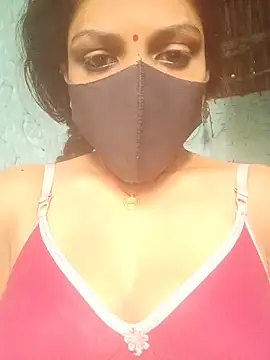 Snapshot of haymona chatting on February 17, 2025, 9:13 am haymona online show from February 17, 2025, 9:13 am