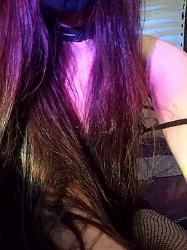 Greta Erin online show from December 4, 2024, 8:40 pm