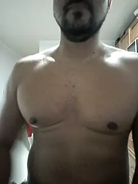 Snapshot of LatinMar chatting on December 16, 2024, 2:05 pm LatinMar online show from December 16, 2024, 2:05 pm