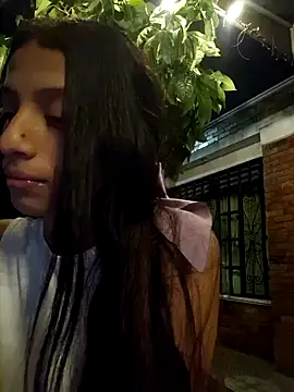 lily sk online show from December 13, 2024, 2:10 am