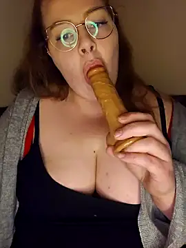  Julie x online show from December 11, 2024, 4:42 pm