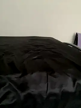 lolitalamasbonita01 online show from September 26, 2025, 4:33 pm