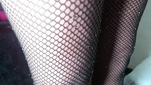 Kazsandraa online show from October 19, 2025, 3:18 am