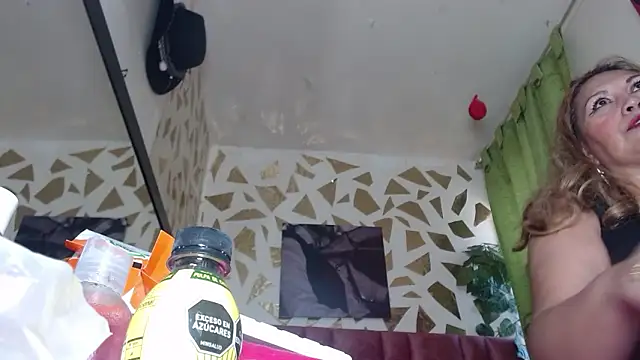 Kazsandraa online show from March 1, 2026, 5:59 pm