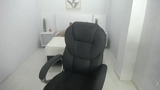 Snapshot of liseth_fox chatting on January 23, 2025, 12:30 pm liseth fox online show from January 23, 2025, 12:30 pm