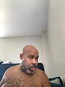 ChiRaqb8 online show from September 29, 2025, 7:08 pm