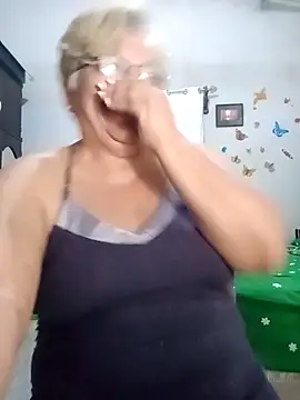 Snapshot of Madrastrahot69 chatting on September 27, 2025, 4:50 am Madrastrahot69 online show from September 27, 2025, 4:50 am