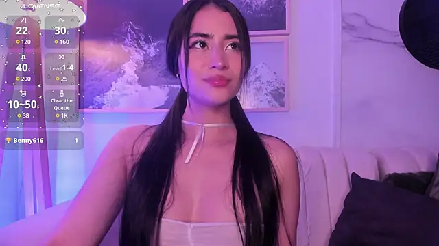 lara madisson online show from March 13, 2025, 8:37 am